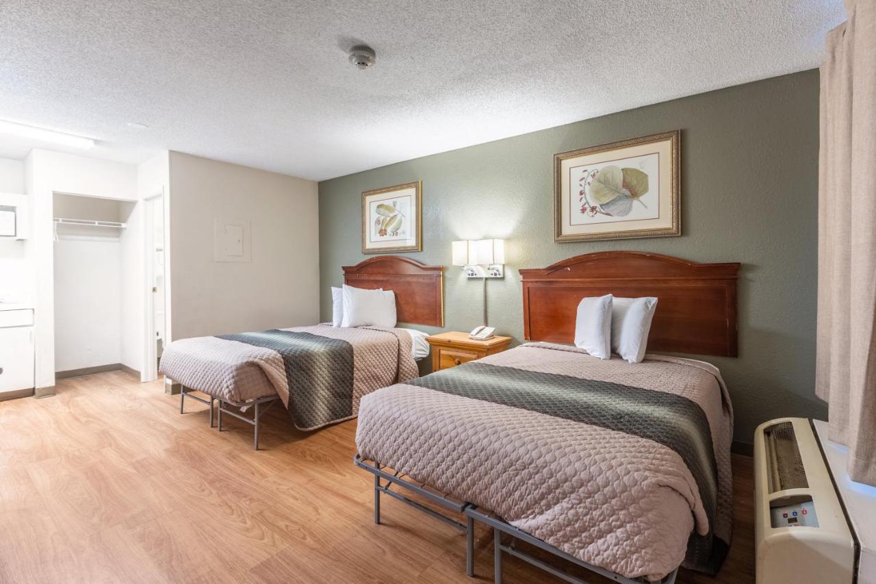 Motel Hometowne By Red Roof Atlanta Ne - South Norcross