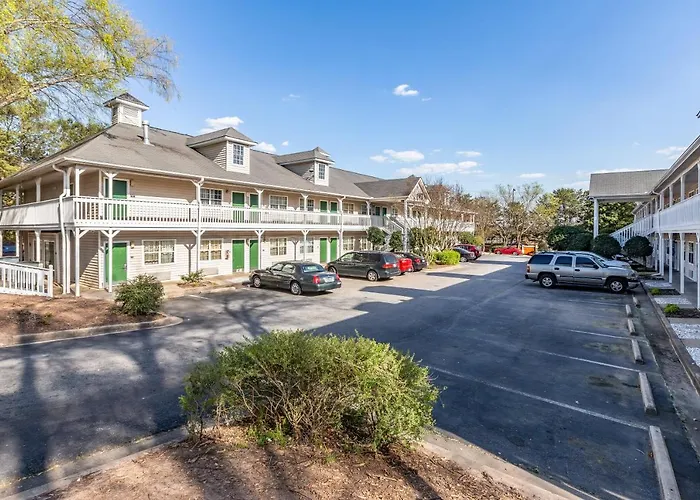 Hometowne Studios By Red Roof Atlanta Ne - Norcross South