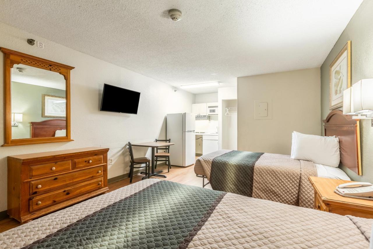 Hometowne By Red Roof Atlanta Ne - South Motel Norcross